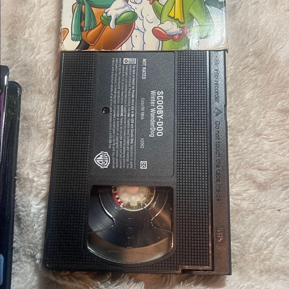 Goosebumps and Scooby-Doo VHS tapes - Picture 4 of 4